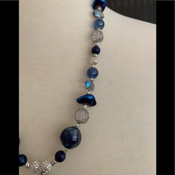 Druzy Pendant Necklace - Picture 3 of 4